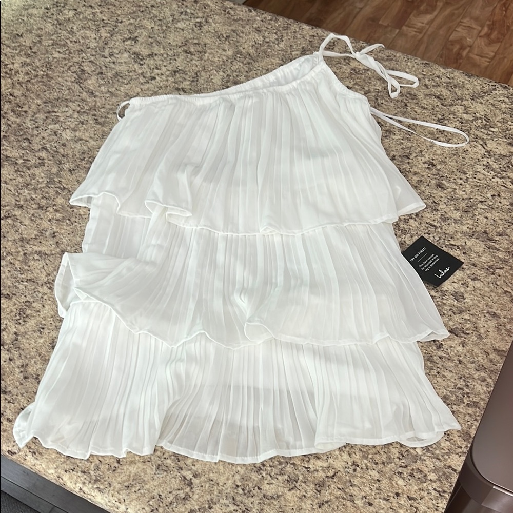 Lulu's NEW WITH TAGS White Pleated Dress One Shoulder